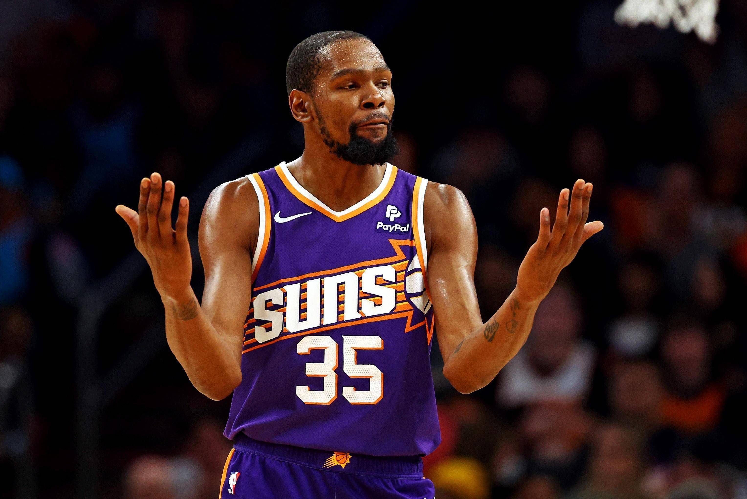 纳领先1杆 纳领先1杆